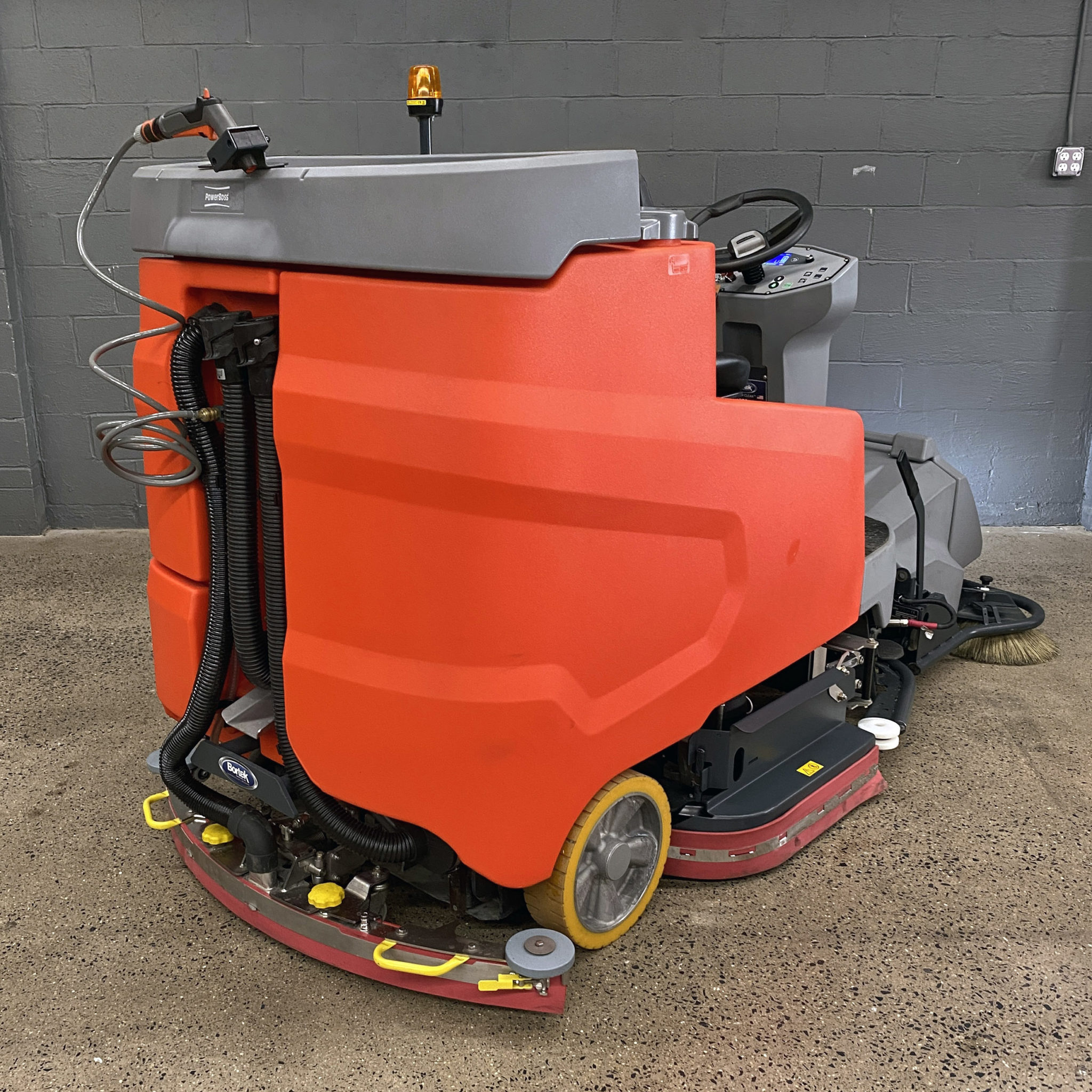 PowerBoss Scrubmaster B260 R Scrubber - Bortek Industries, Inc.®